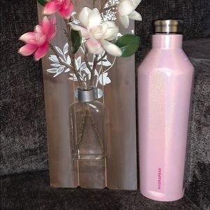{SOLD}Hydra peak enchanted pink water bottle